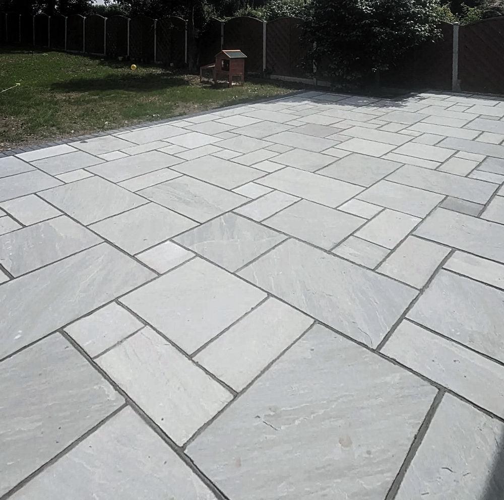 grey sandstone paving slabs